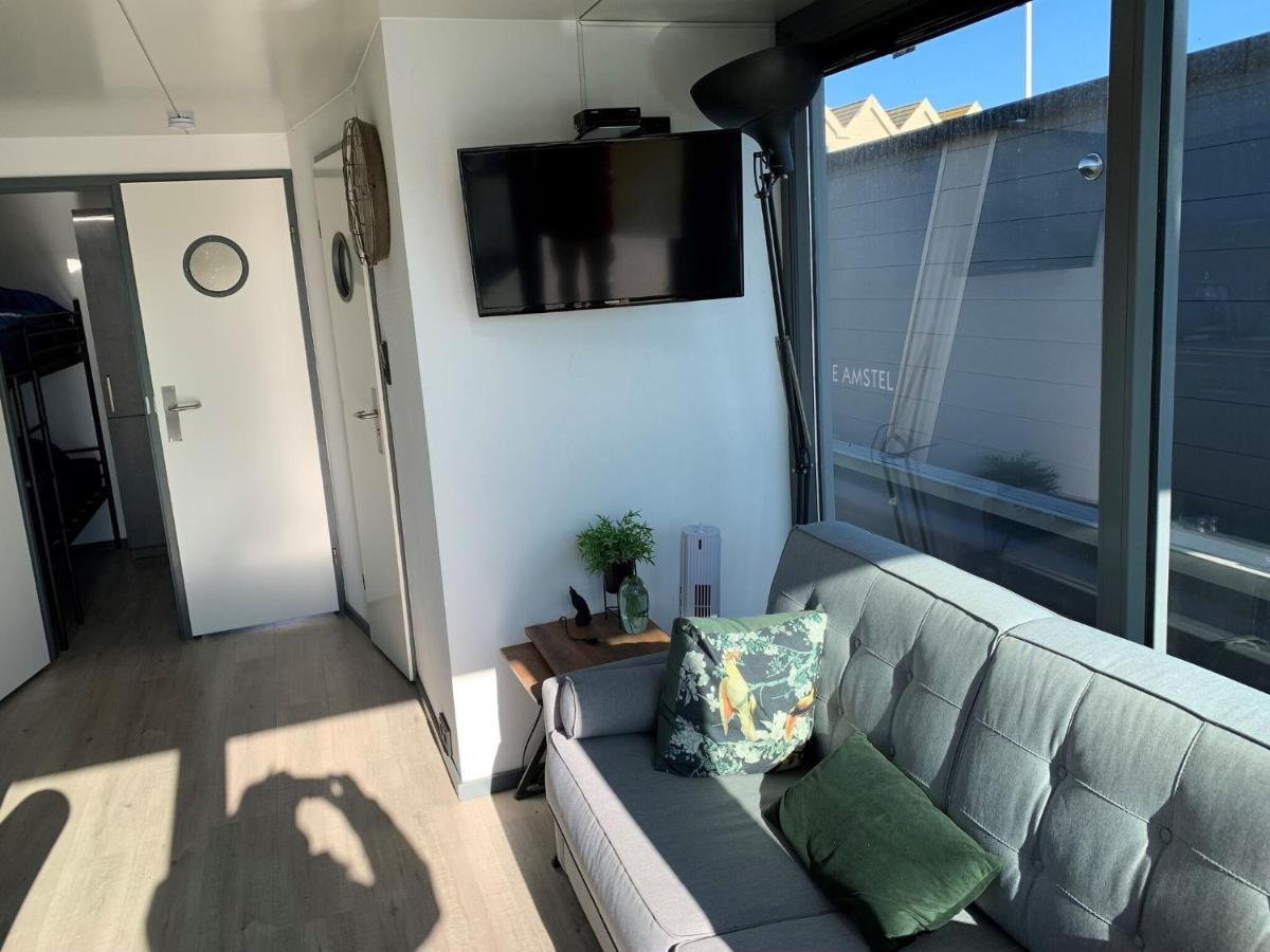 فندق Waterfront Houseboat Near The Centre مونِكِندام المظهر الخارجي الصورة