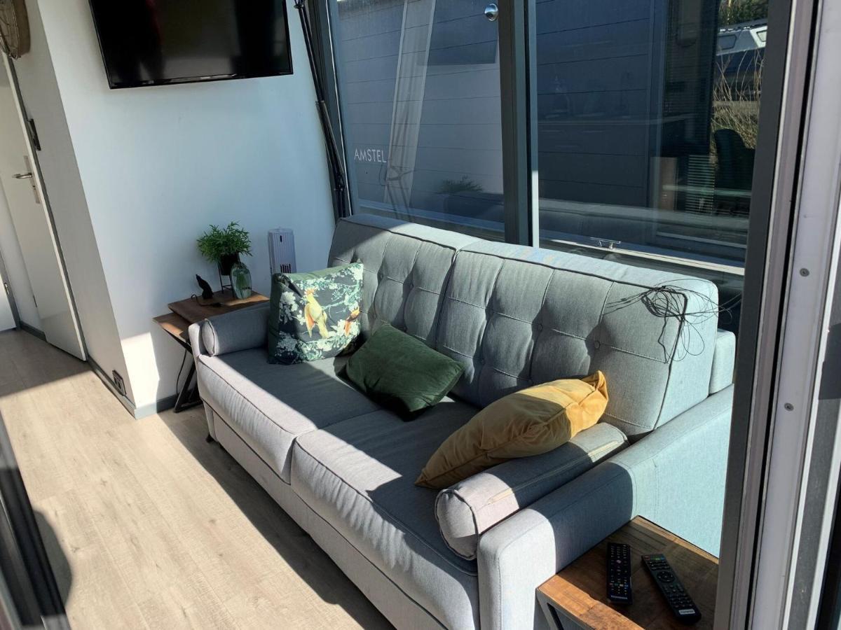 فندق Waterfront Houseboat Near The Centre مونِكِندام المظهر الخارجي الصورة